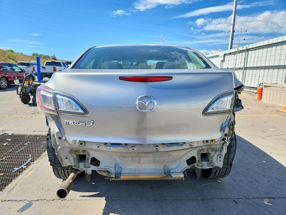Photo 6 from auction – 2010 MAZDA 3 with VIN JM1BL1SF5A1171247