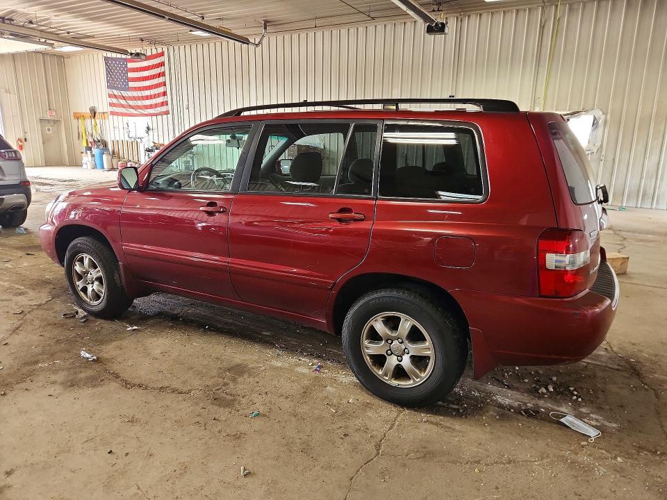 Photo 2 from auction – 2005 TOYOTA HIGHLANDER with VIN JTEEP21A150103466