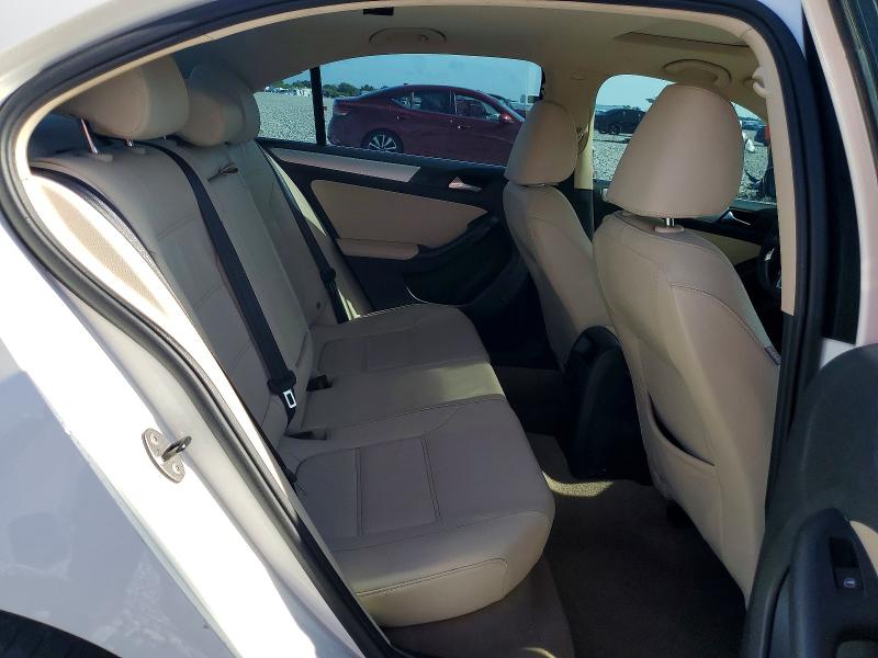 Photo 10 from auction – 2012 VOLKSWAGEN JETTA with VIN 3VWLL7AJ3CM367414
