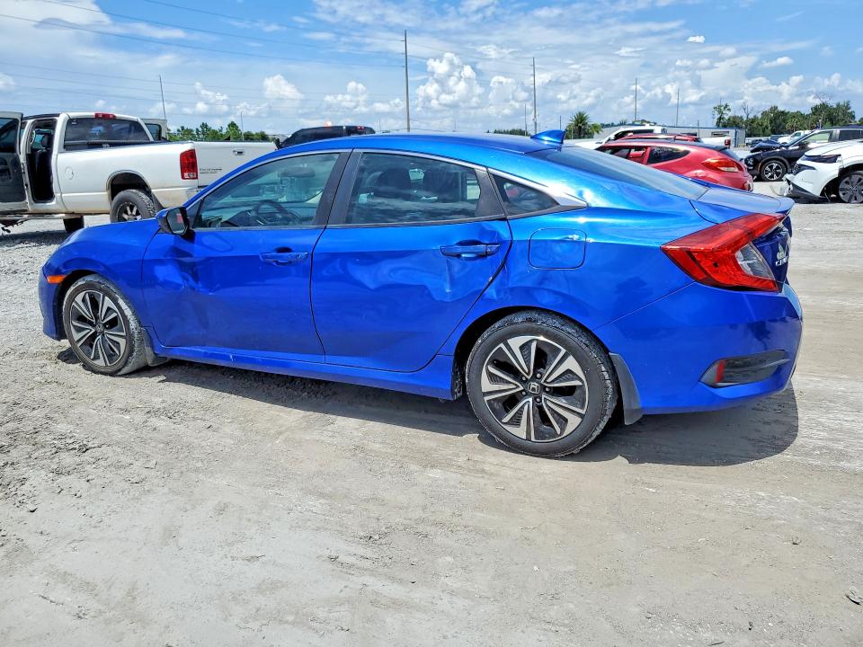 Photo 2 from auction – 2016 HONDA CIVIC with VIN 19XFC1F36GE016195