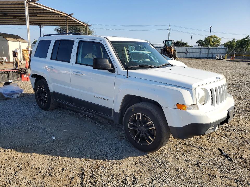 Photo 4 from auction – 2016 JEEP PATRIOT with VIN 1C4NJPBA3GD753915