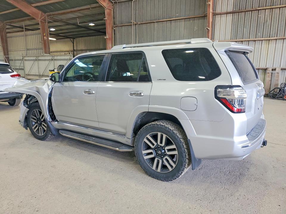 Photo 2 from auction – 2015 TOYOTA 4RUNNER with VIN JTEBU5JR0F5221242
