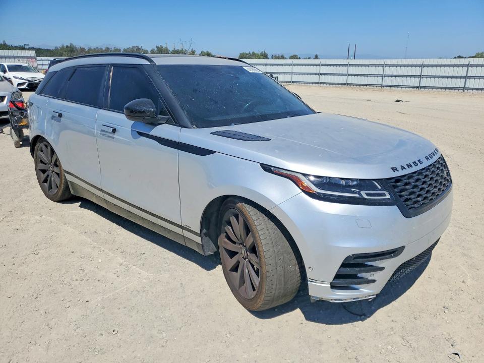 Photo 4 from auction – 2018 LAND ROVER RANGE ROVER VELAR with VIN SALYL2RV8JA745507