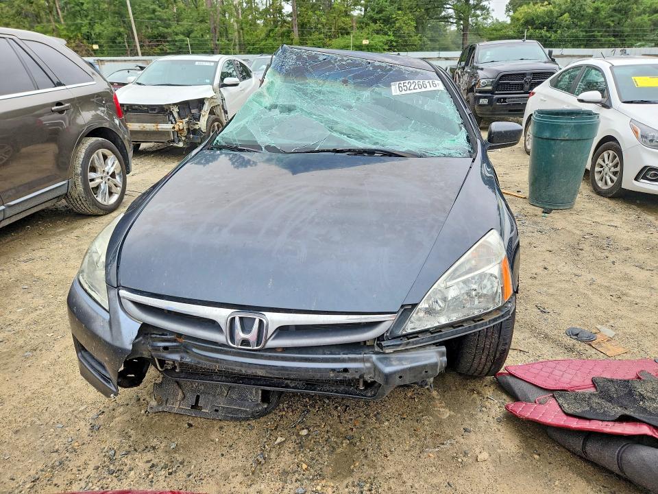 Photo 5 from auction – 2007 HONDA ACCORD with VIN 1HGCM56707A183313