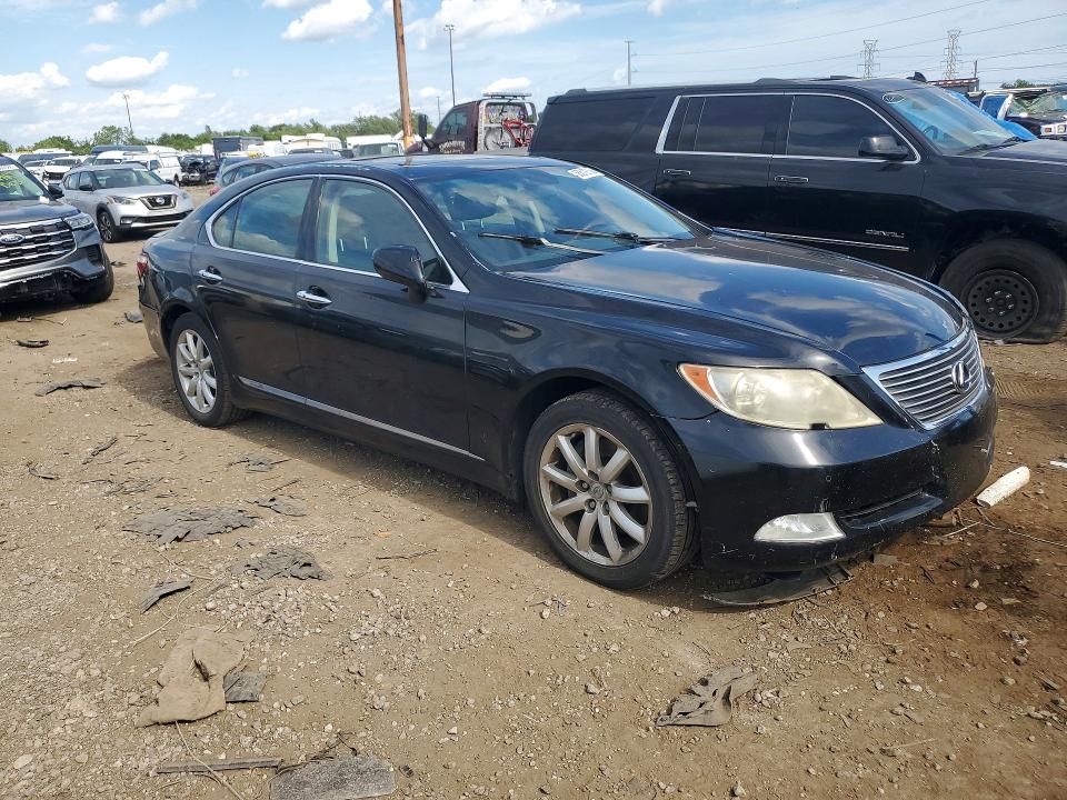 Photo 4 from auction – 2008 LEXUS LS with VIN JTHBL46F885076002