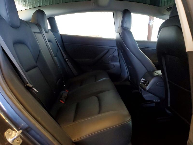 Photo 10 from auction – 2018 TESLA MODEL 3 with VIN 5YJ3E1EA0JF036845