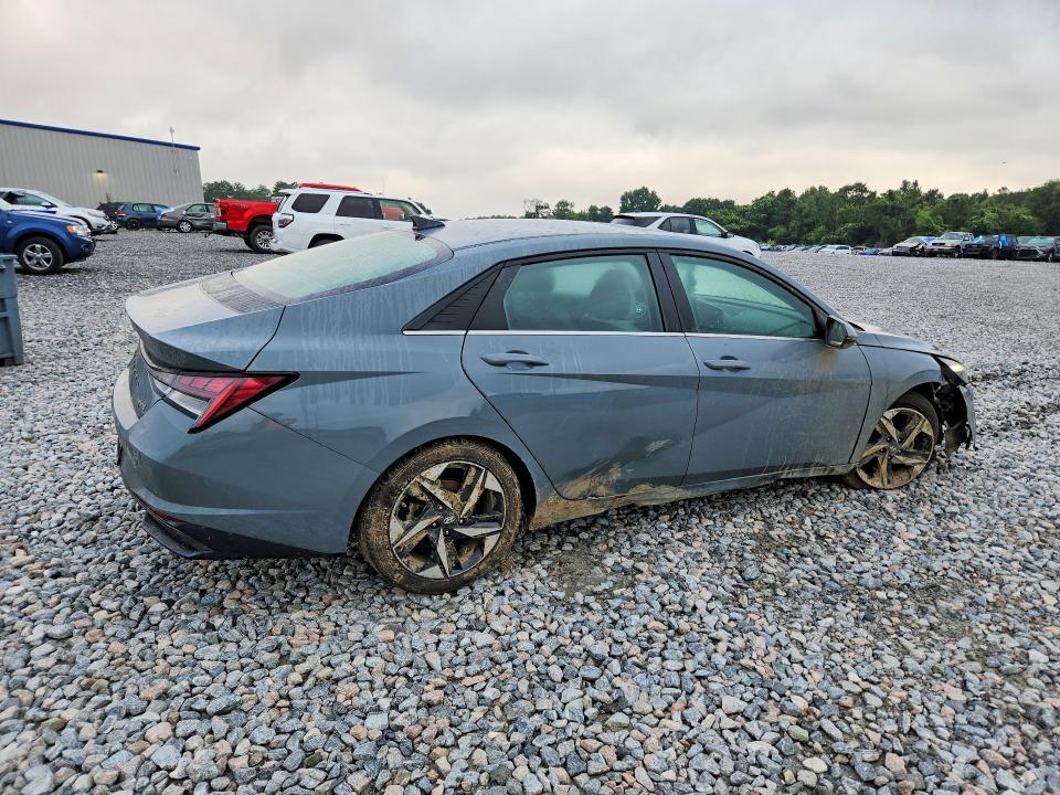 Photo 3 from auction – 2022 HYUNDAI ELANTRA with VIN KMHLN4AJ9NU024239