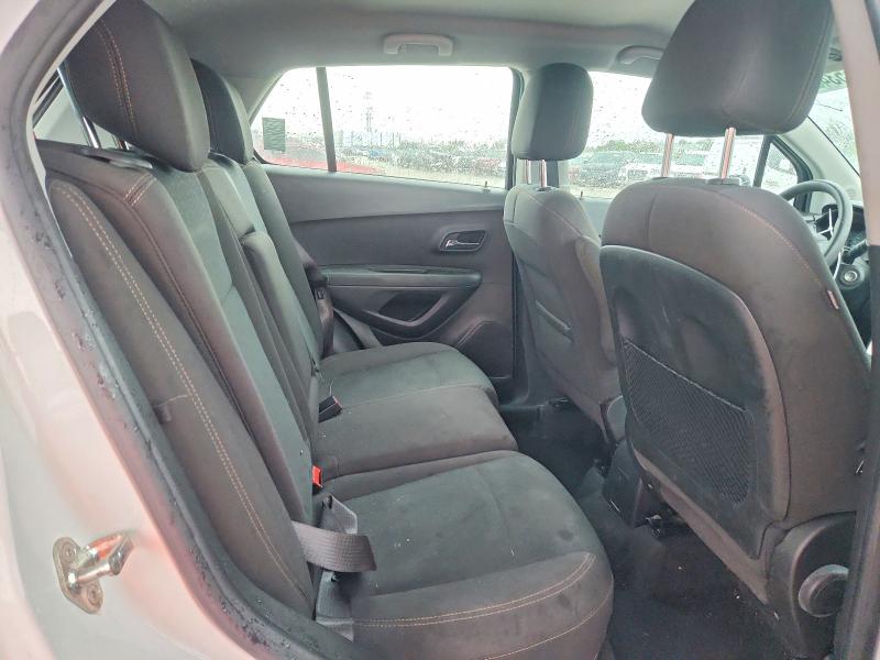 Photo 10 from auction – 2017 CHEVROLET TRAX with VIN KL7CJNSB1HB249992
