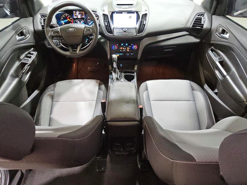 Photo 8 from auction – 2017 FORD ESCAPE with VIN 1FMCU0GD6HUC07373