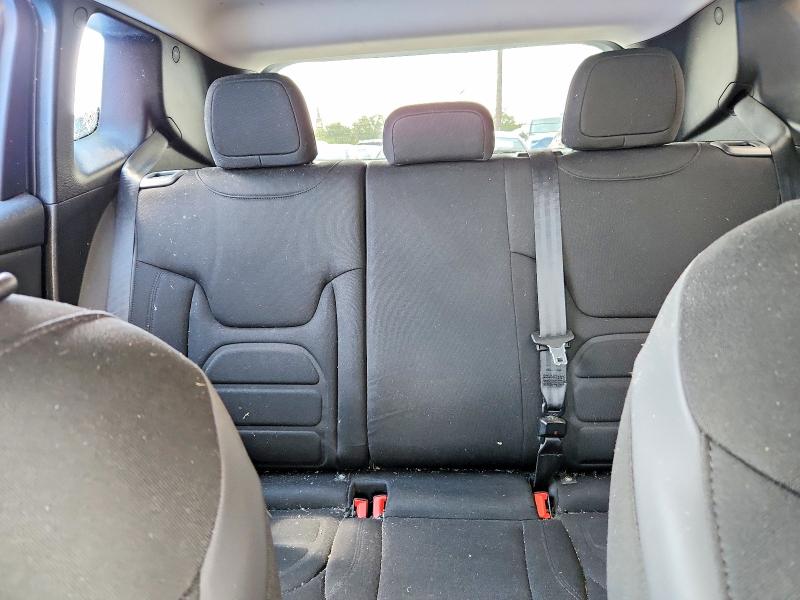 Photo 10 from auction – 2017 JEEP RENEGADE with VIN ZACCJBBB0HPE83516