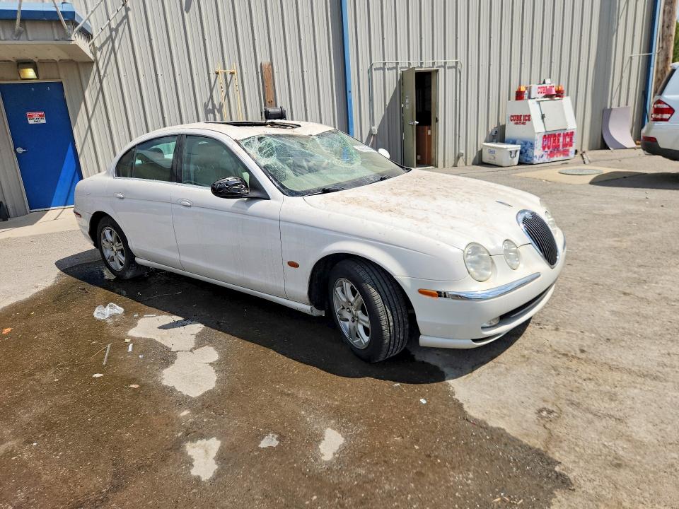 Photo 4 from auction – 2003 JAGUAR S-TYPE with VIN SAJEA01T43FM85774
