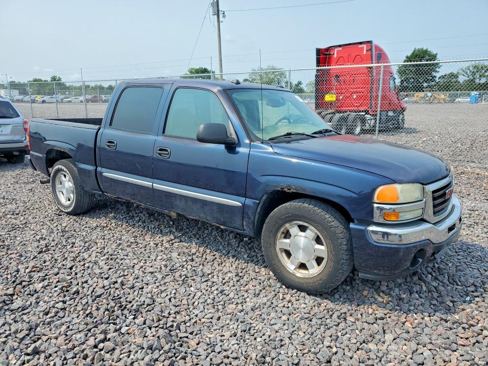 Photo 4 from auction – 2005 GMC NEW SIERRA with VIN 2GTEC13T151161557