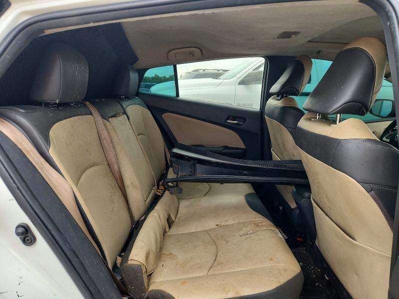 Photo 10 from auction – 2016 TOYOTA PRIUS with VIN JTDKARFU2G3004726