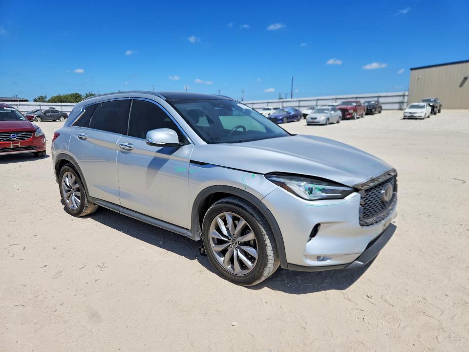 Photo 4 from auction – 2019 INFINITI QX50 with VIN 3PCAJ5M16KF137675
