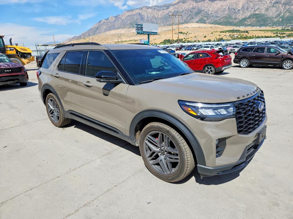 Photo 4 from auction – 2026 FORD EXPLORER with VIN 1FMWK8GC2TGA47332