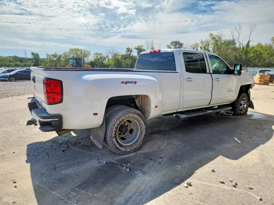 Photo 3 from auction – 2015 CHEVROLET SILVERADO with VIN 1GC4KZCG3FF504864