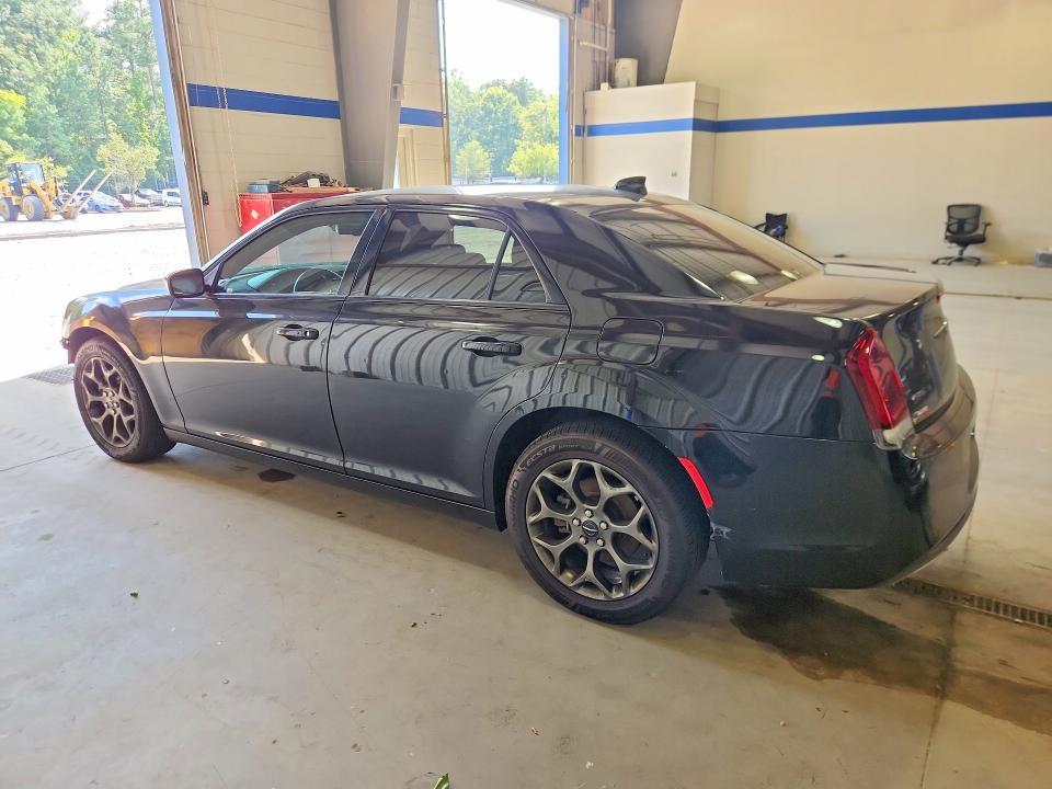 Photo 2 from auction – 2015 CHRYSLER 300 with VIN 2C3CCAGG3FH739563