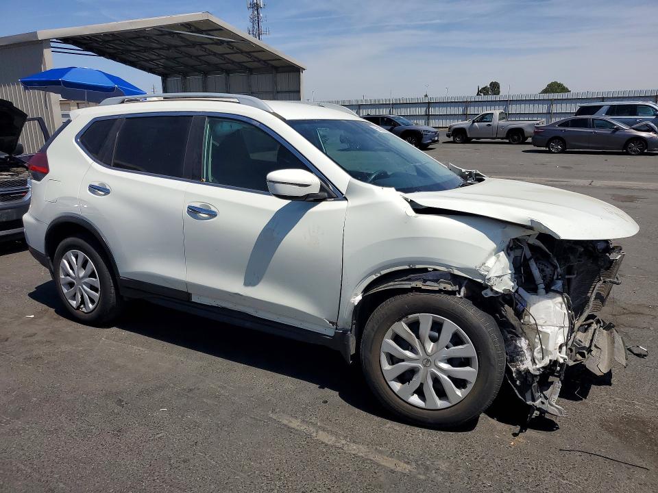 Photo 4 from auction – 2017 NISSAN ROGUE with VIN 5N1AT2MT9HC774233