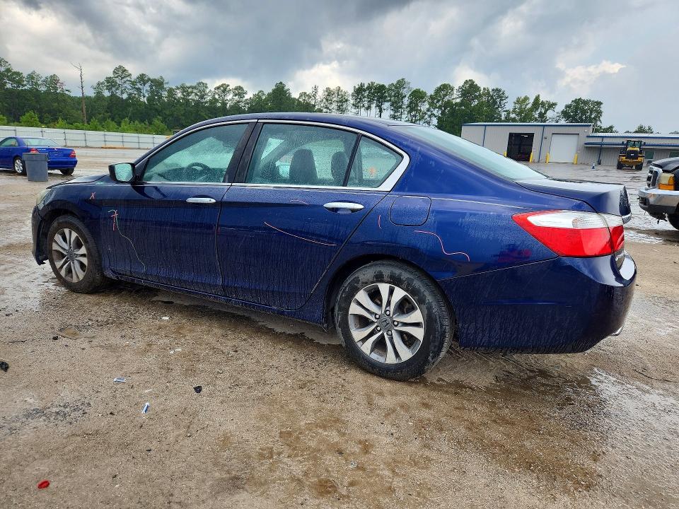 Photo 2 from auction – 2015 HONDA ACCORD with VIN 1HGCR2F32FA177637