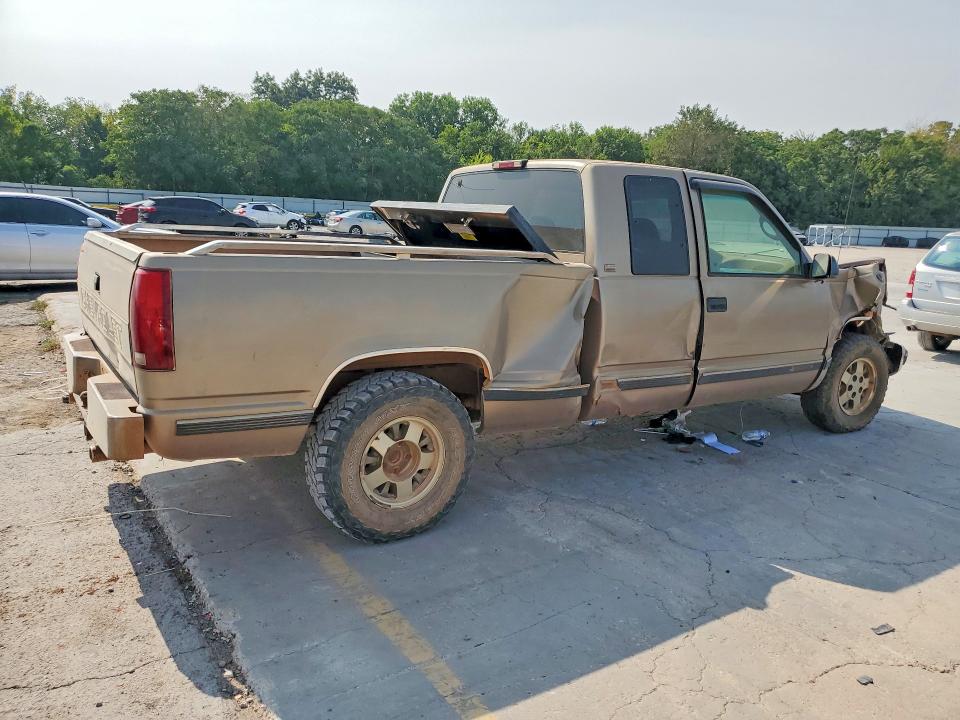 Photo 3 from auction – 1995 CHEVROLET GMT-400 with VIN 2GCEC19K4S1175835