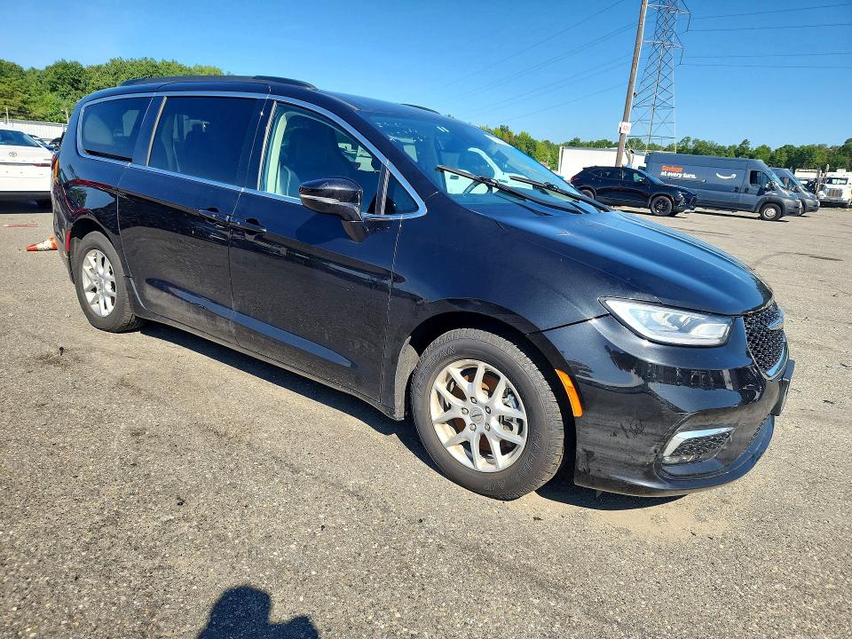 Photo 4 from auction – 2022 CHRYSLER PACIFICA with VIN 2C4RC1BG1NR218217