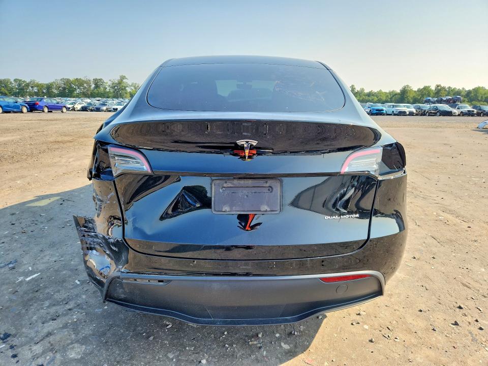 Photo 6 from auction – 2023 TESLA MODEL Y with VIN 7SAYGAEE5PF696829