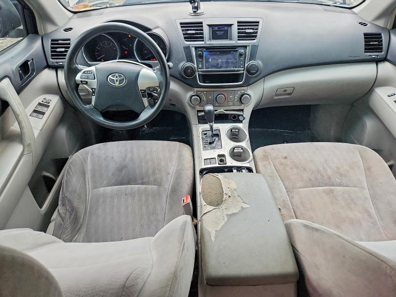Photo 8 from auction – 2013 TOYOTA HIGHLANDER with VIN 5TDZA3EH7DS031981