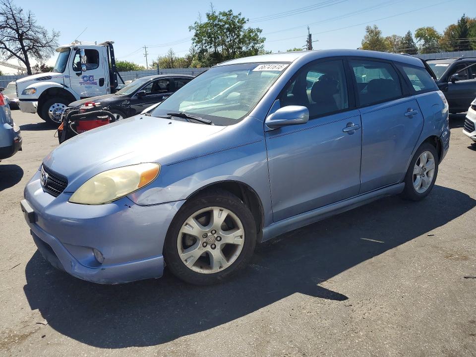TOYOTA MATRIX 2005 с VIN 2T1KR30E55C375956 - Снимка от търг