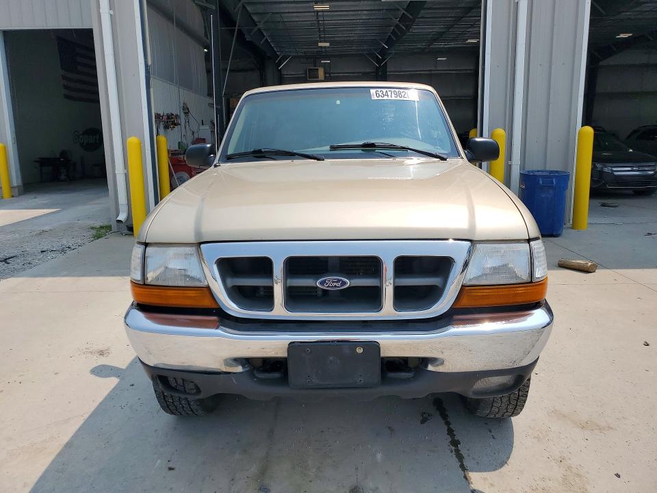 Photo 5 from auction – 2000 FORD RANGER with VIN 1FTZR15V5YTB33869