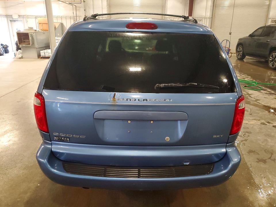 Photo 6 from auction – 2007 DODGE GRAND CARAVAN with VIN 2D4GP44L47R131165