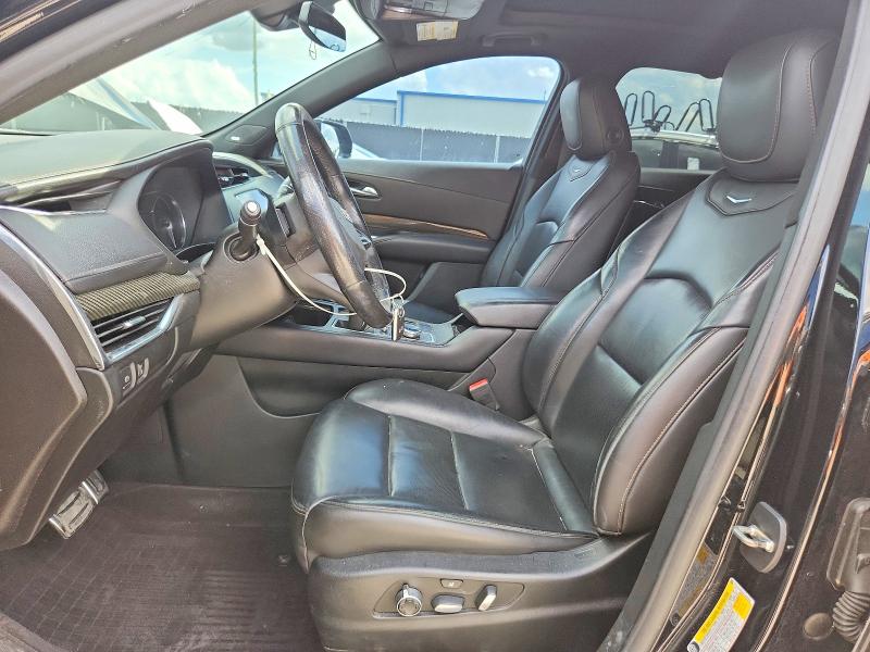 Foto 7 de la subasta – 2019 CADILLAC XT4 con VIN 1GYFZFR4XKF200564