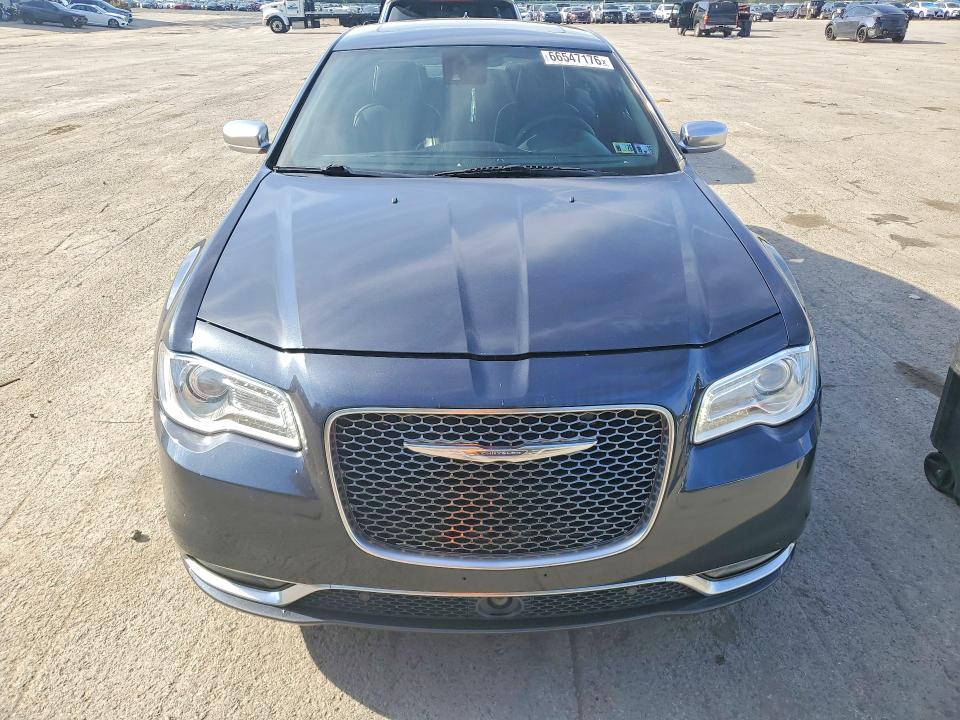 صورة رقم 5 من المزاد - 2017 CHRYSLER 300C مع VIN 2C3CCASG5HH500364