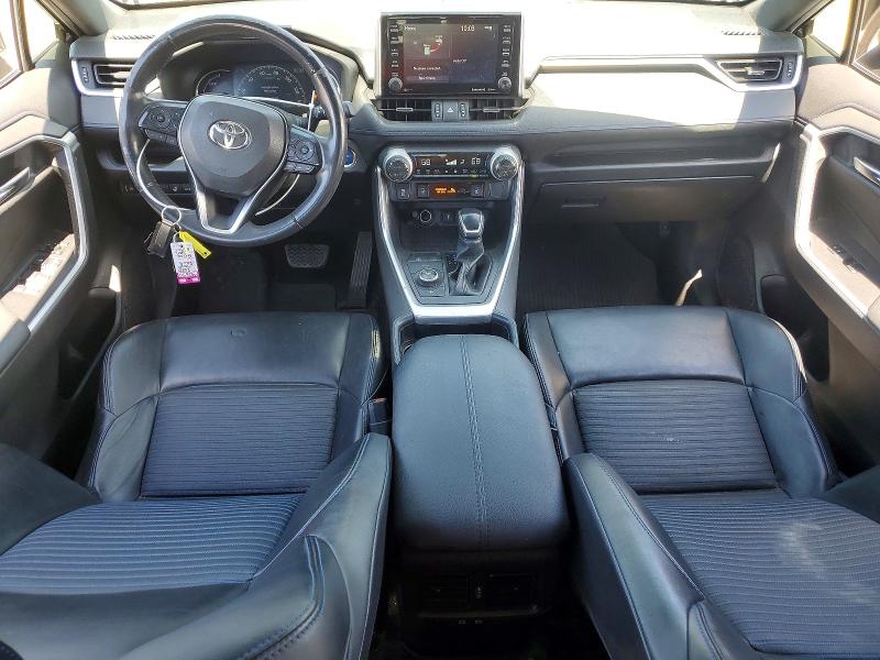 Photo 8 from auction – 2020 TOYOTA RAV4 with VIN JTMEWRFV2LJ043359