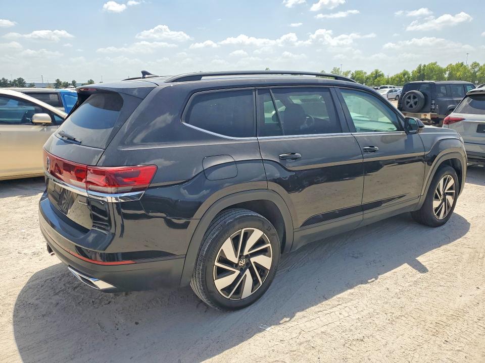Photo 3 from auction – 2025 VOLKSWAGEN ATLAS with VIN 1V2HR2CA0SC565812