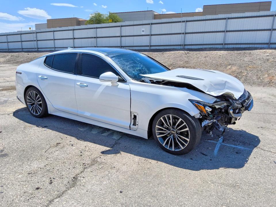 Photo 4 from auction – 2019 KIA STINGER with VIN KNAE25LA2K6059260