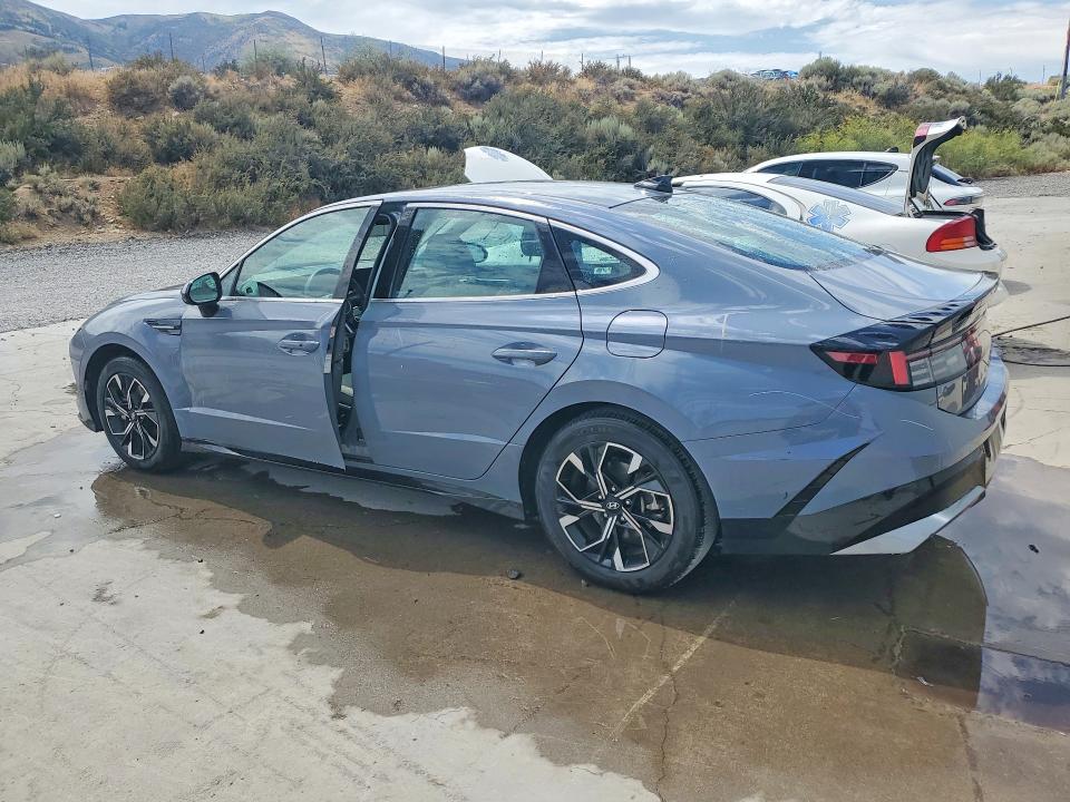 Photo 2 from auction – 2025 HYUNDAI SONATA with VIN KMHL64JA3SA473541