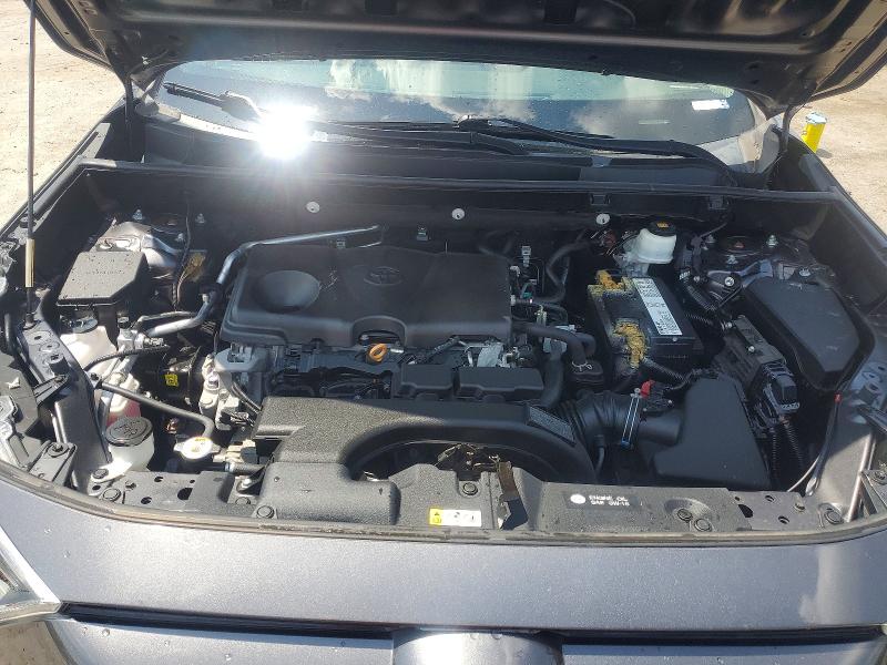 Photo 12 from auction – 2019 TOYOTA RAV4 with VIN 2T3H1RFV6KW041187