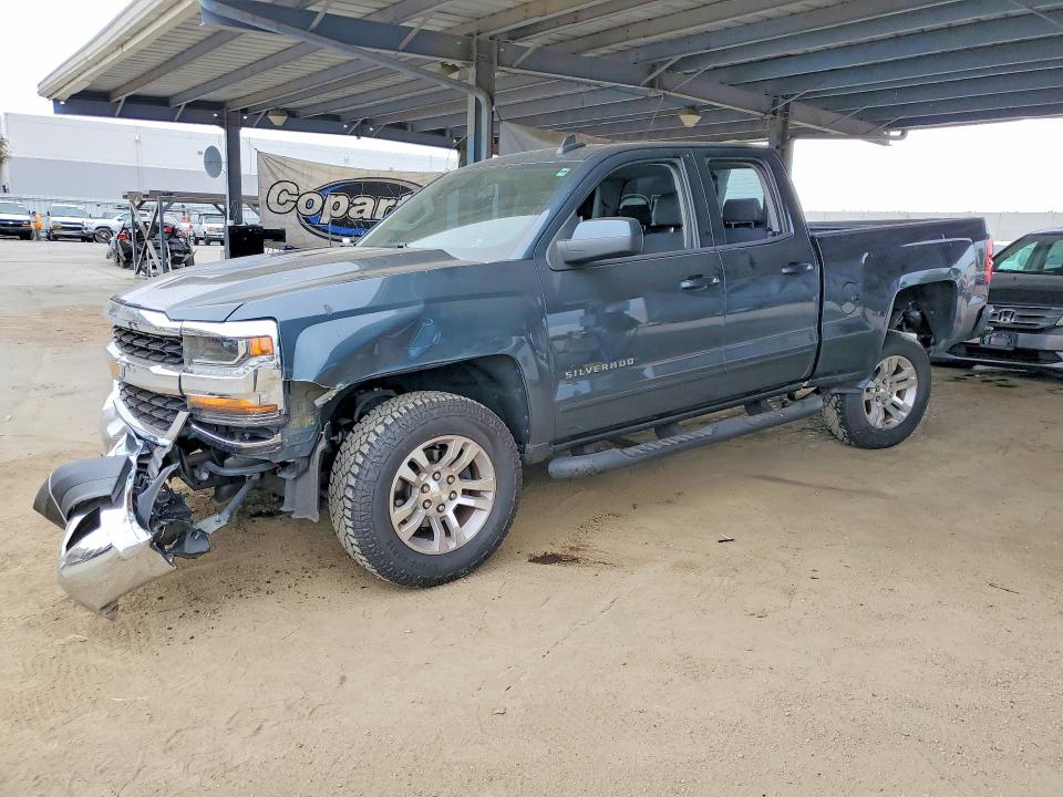 2017 CHEVROLET SILVERADO - Търг №63715436