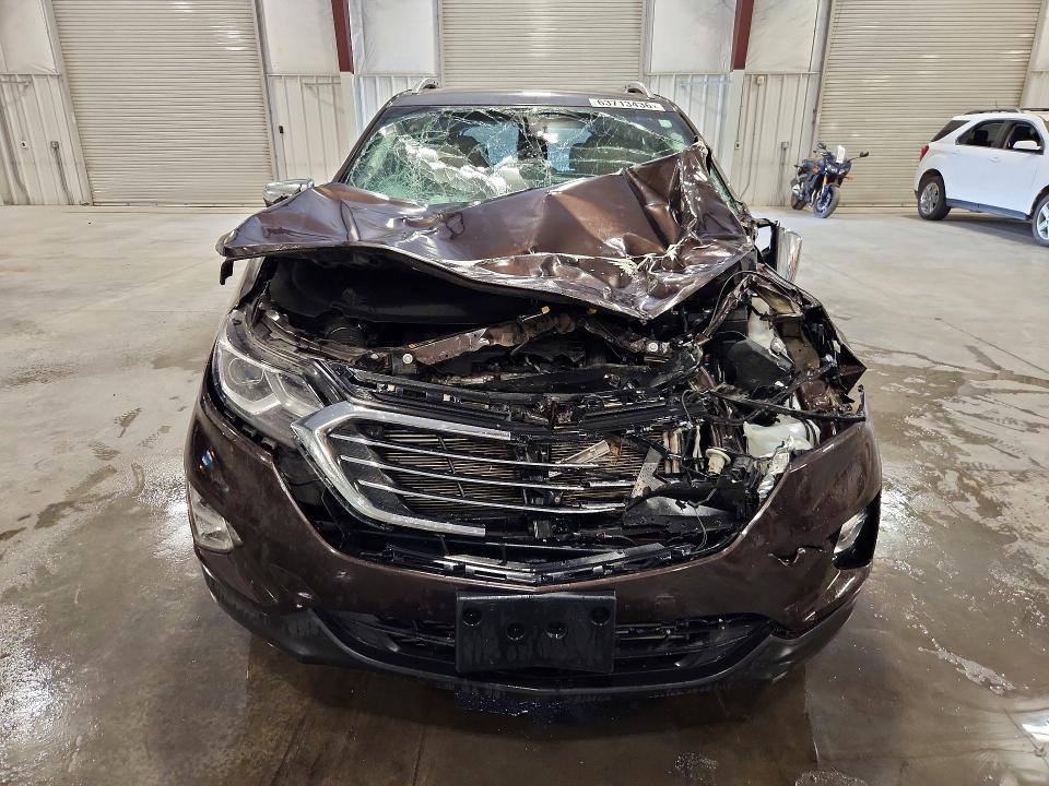 Photo 5 from auction – 2020 CHEVROLET EQUINOX with VIN 2GNAXXEV3L6135618