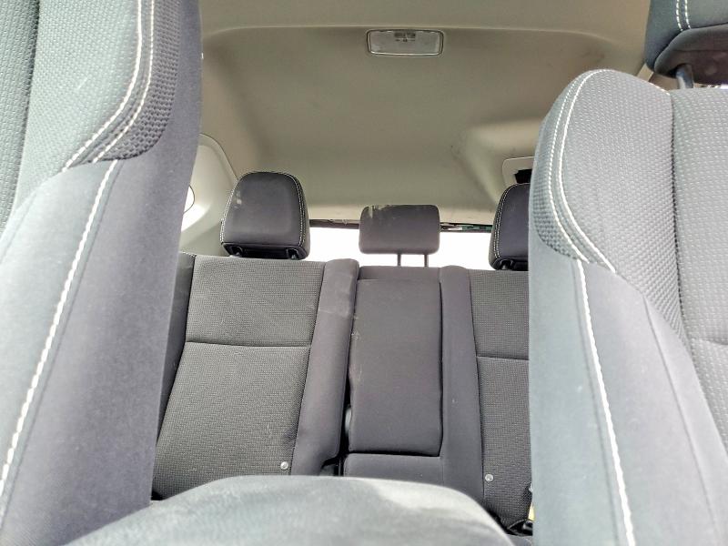 Photo 10 from auction – 2018 TOYOTA RAV4 with VIN 2T3RFREV9JW719954