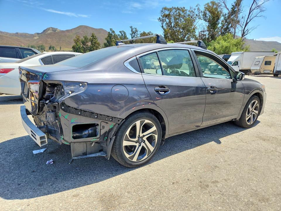 Photo 3 from auction – 2020 SUBARU LEGACY with VIN 4S3BWAN63L3026301