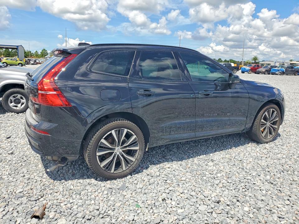 Zdjęcie 3 z aukcji – 2023 VOLVO XC60 z VIN YV4L12RL2P1370239