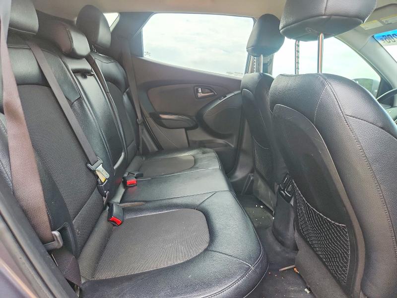 Снимка 11 от търг – 2015 HYUNDAI TUCSON с VIN KM8JU3AGXFU967587