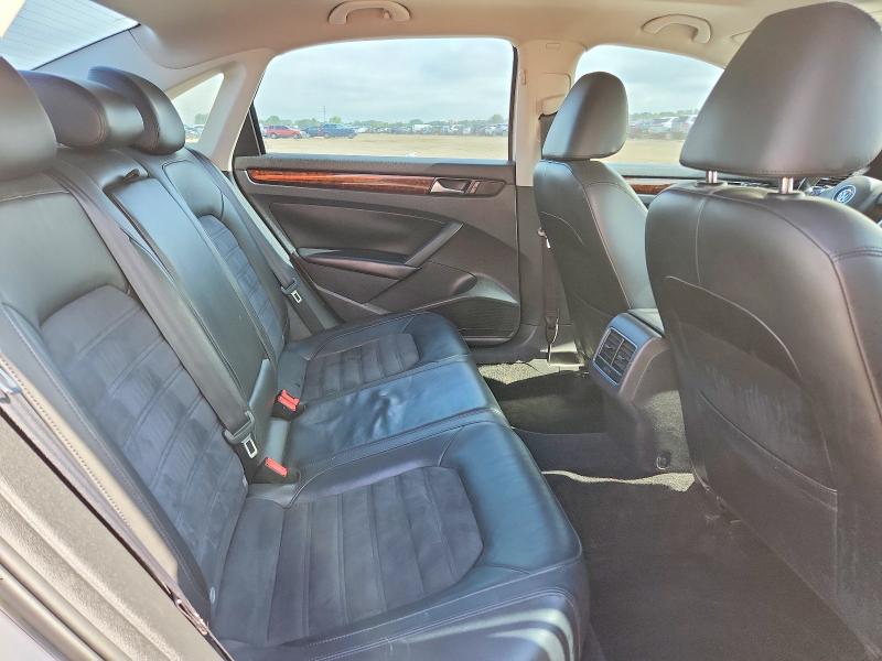Photo 10 from auction – 2013 VOLKSWAGEN PASSAT with VIN 1VWCN7A35DC092627