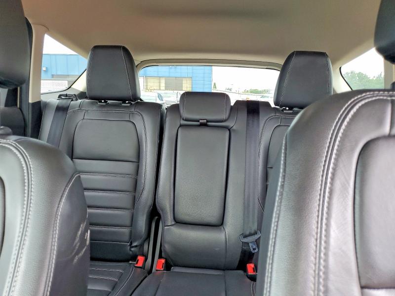 Photo 10 from auction – 2017 FORD ESCAPE with VIN 1FMCU0JD8HUC64358