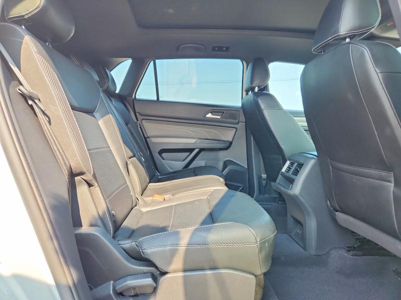 Photo 11 from auction – 2021 VOLKSWAGEN ATLAS CROSS SPORT with VIN 1V2CE2CA2MC217695