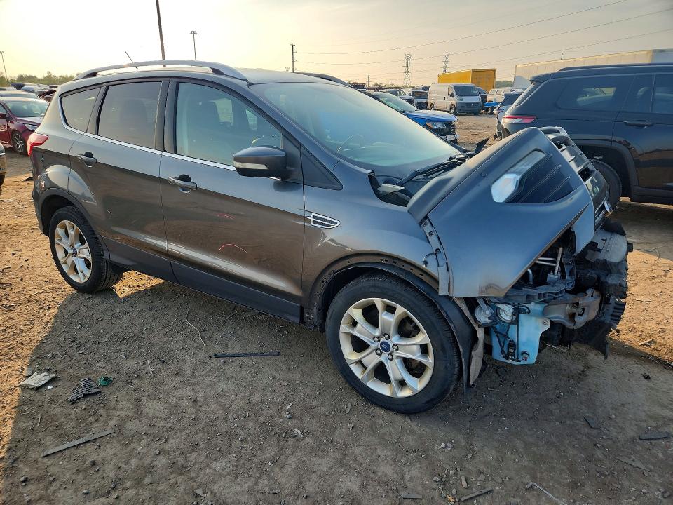 Photo 4 from auction – 2016 FORD ESCAPE with VIN 1FMCU0JX2GUC24432