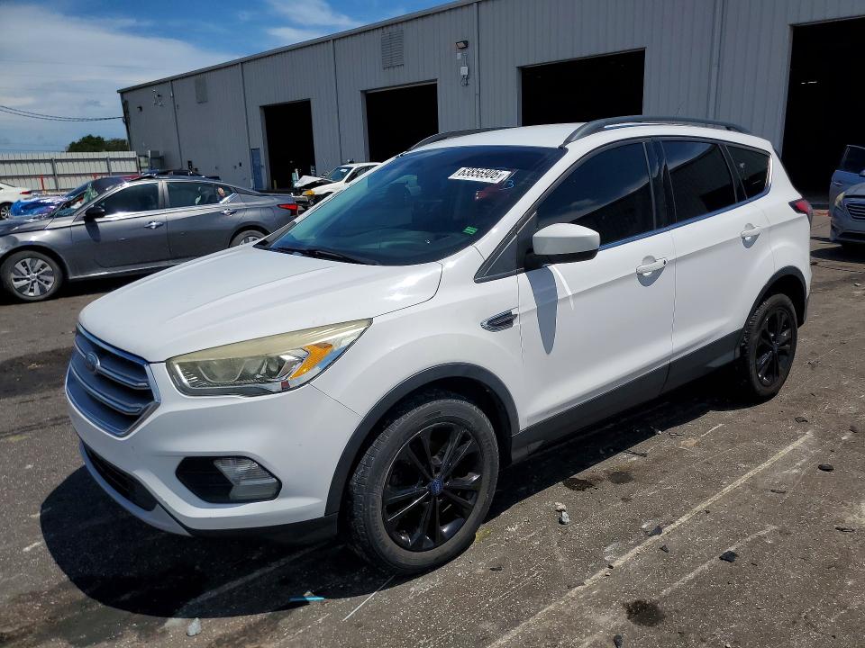 FORD ESCAPE 2017 with VIN 1FMCU0GD4HUE63849 - Photo from auction