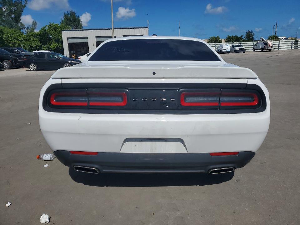 Photo 6 from auction – 2019 DODGE CHALLENGER with VIN 2C3CDZAG9KH752400