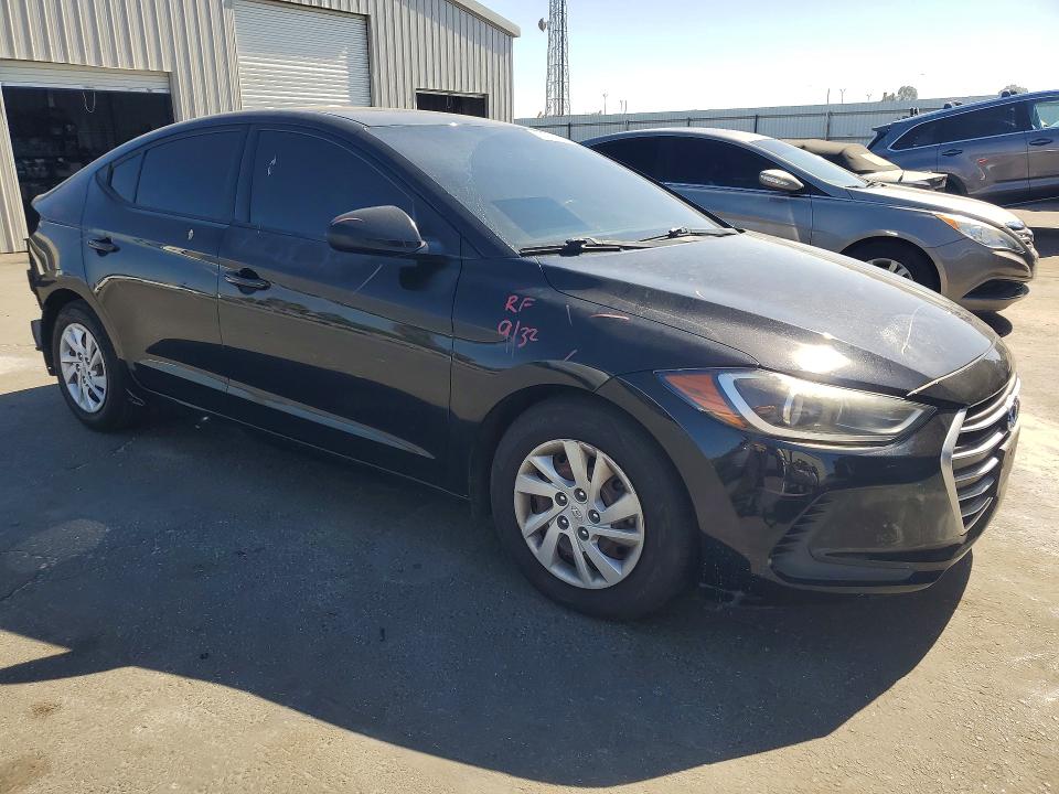 Photo 4 from auction – 2017 HYUNDAI ELANTRA with VIN 5NPD74LFXHH182406